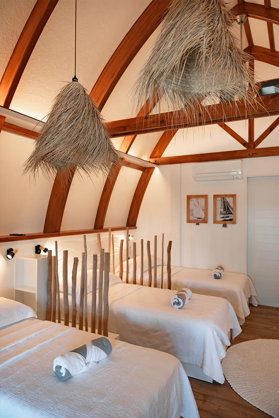 02 bedroom