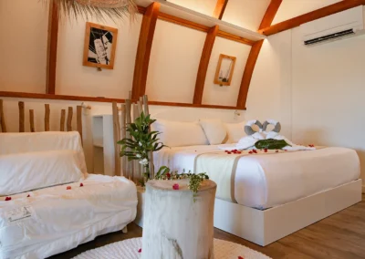 Te Mahana bungalow decorated for a honeymoon at the Tiki Beach Moorea
